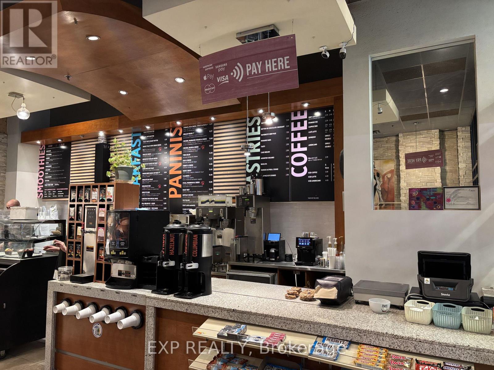 #140-350 Albert Street, Ottawa, Ontario  K1R 1R4 - Photo 2 - X12690538