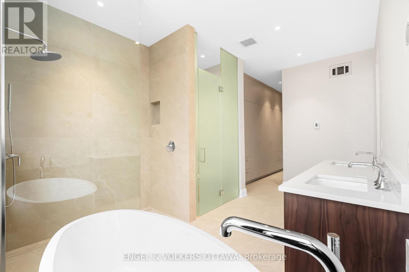 579 Melbourne Avenue, Ottawa, Ontario  K2A 1W7 - Photo 23 - X12690566