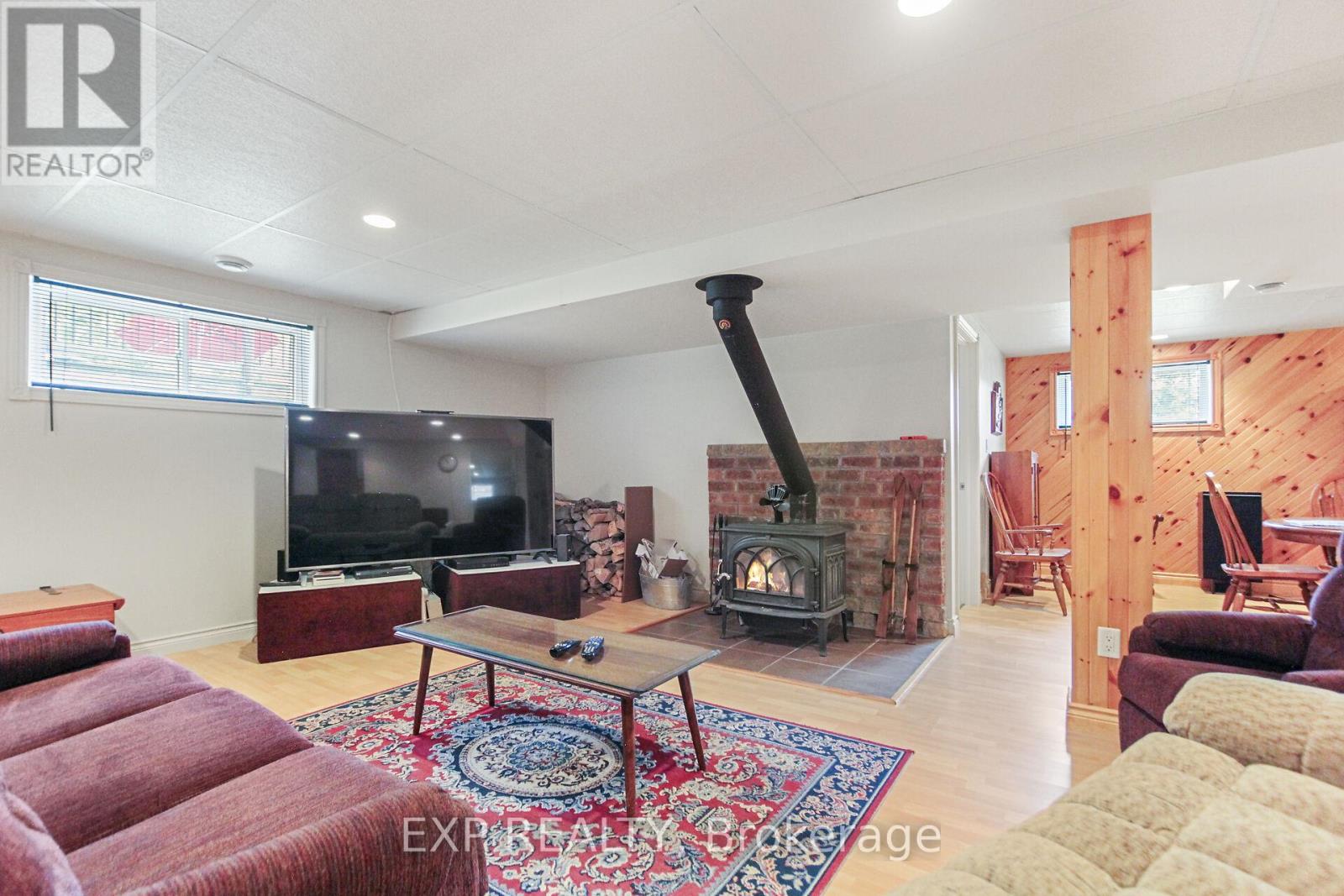 2186 Clyde Lake Road, Lanark Highlands, Ontario  K0G 1K0 - Photo 25 - X12690594