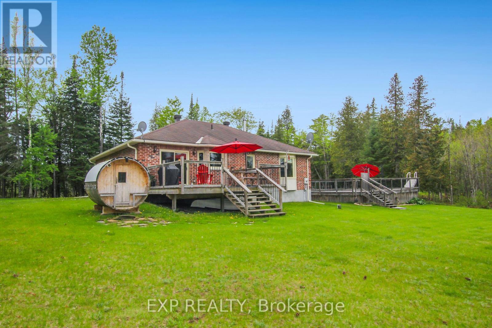 2186 Clyde Lake Road, Lanark Highlands, Ontario  K0G 1K0 - Photo 37 - X12690594