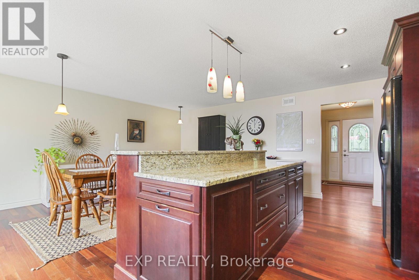 2186 Clyde Lake Road, Lanark Highlands, Ontario  K0G 1K0 - Photo 9 - X12690594