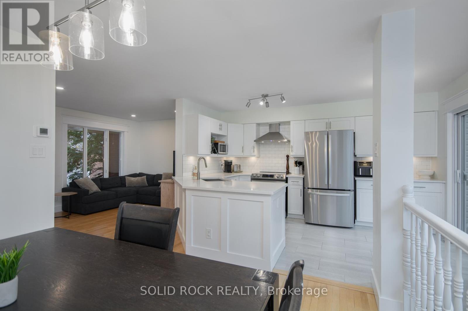 119 Kincardine Drive, Ottawa, Ontario  K2V 1B1 - Photo 16 - X12690606