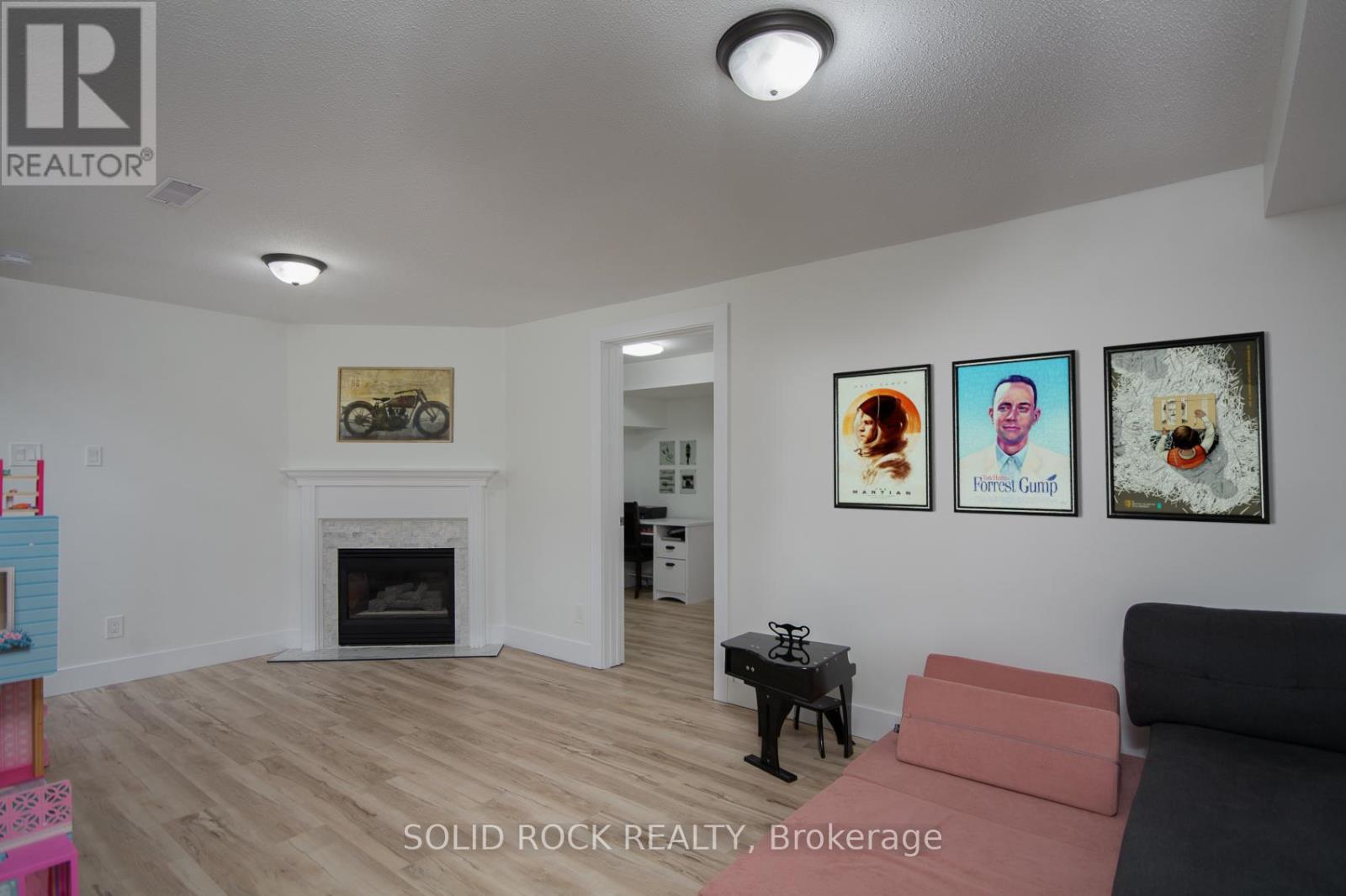 119 Kincardine Drive, Ottawa, Ontario  K2V 1B1 - Photo 31 - X12690606