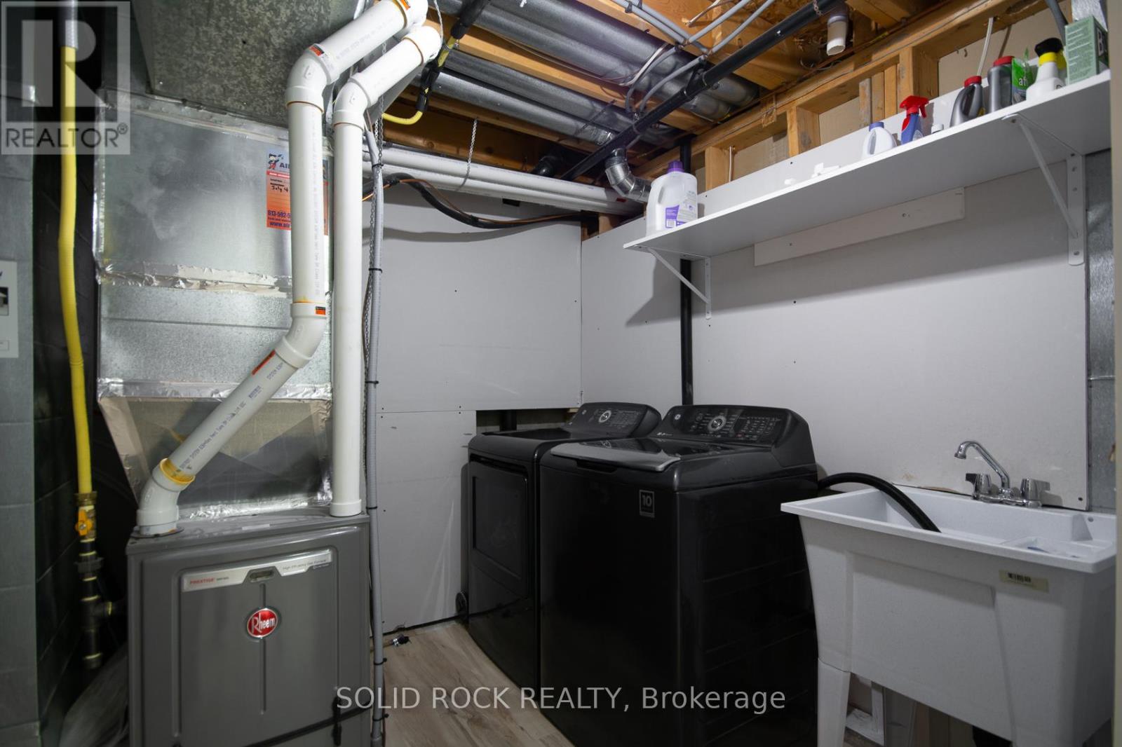 119 Kincardine Drive, Ottawa, Ontario  K2V 1B1 - Photo 34 - X12690606