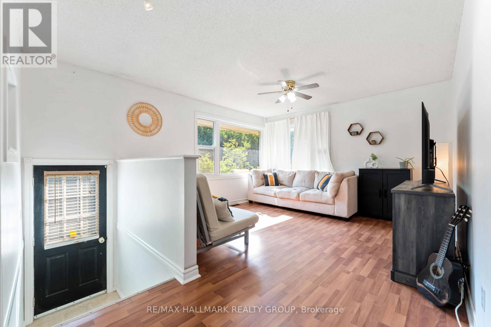 1250 Stagecoach Road, Ottawa, Ontario  K4P 1E2 - Photo 4 - X12690620