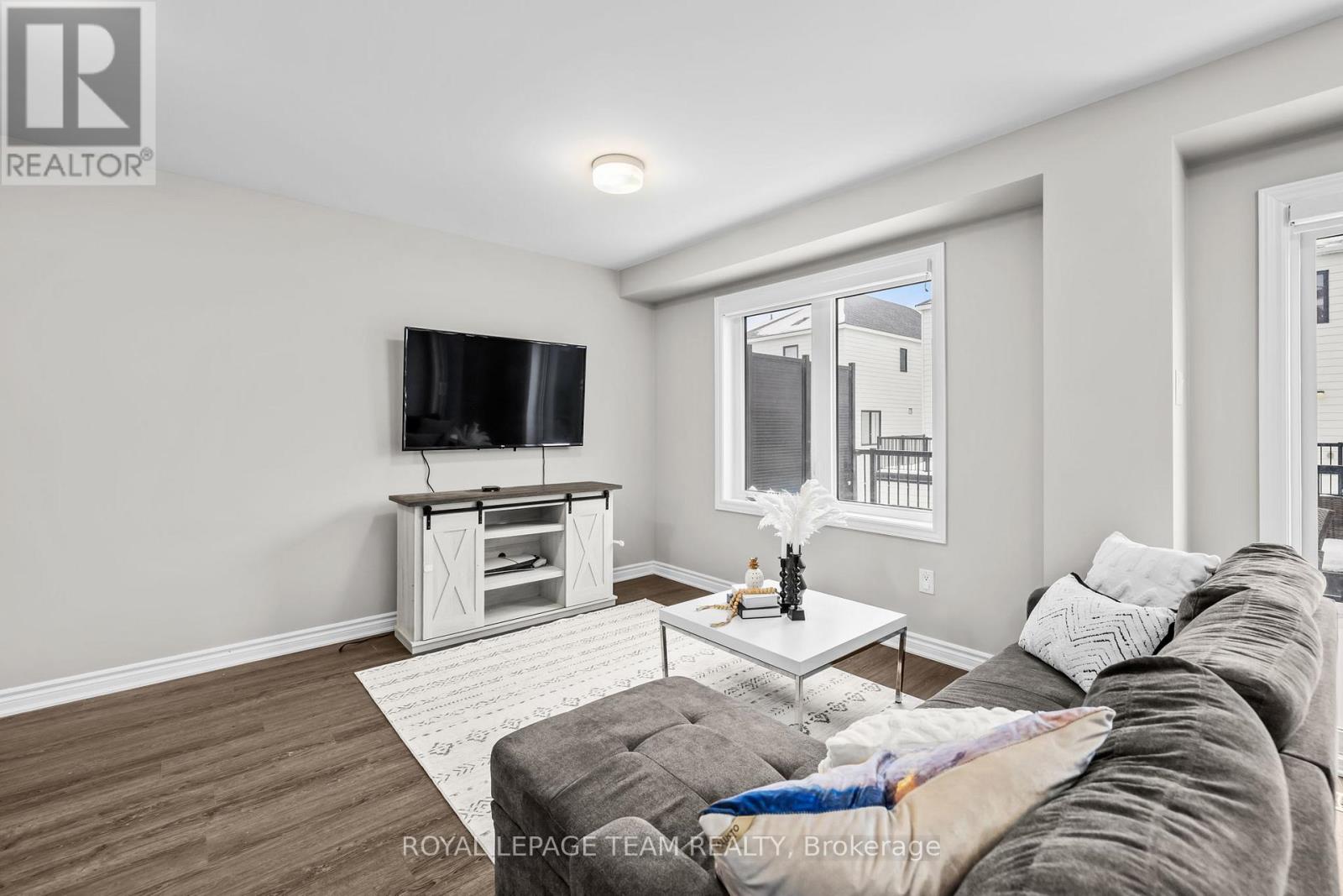 104 Kyanite Lane, Ottawa, Ontario  K2J 7B5 - Photo 12 - X12690672