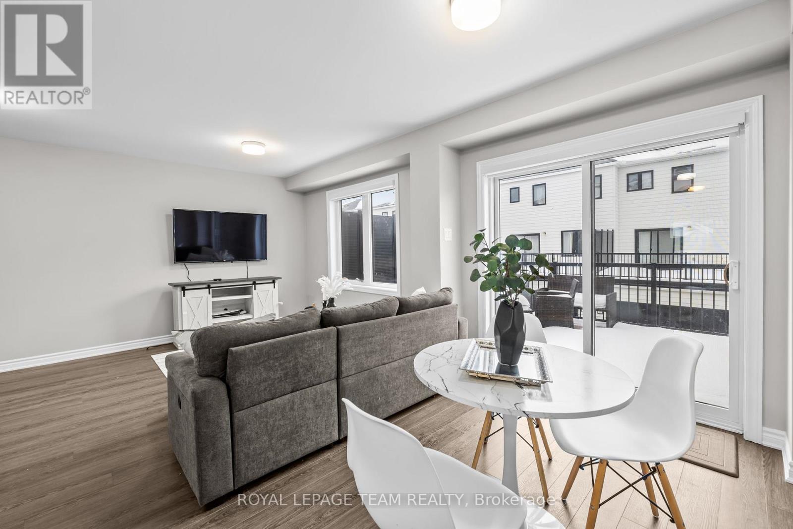 104 Kyanite Lane, Ottawa, Ontario  K2J 7B5 - Photo 13 - X12690672