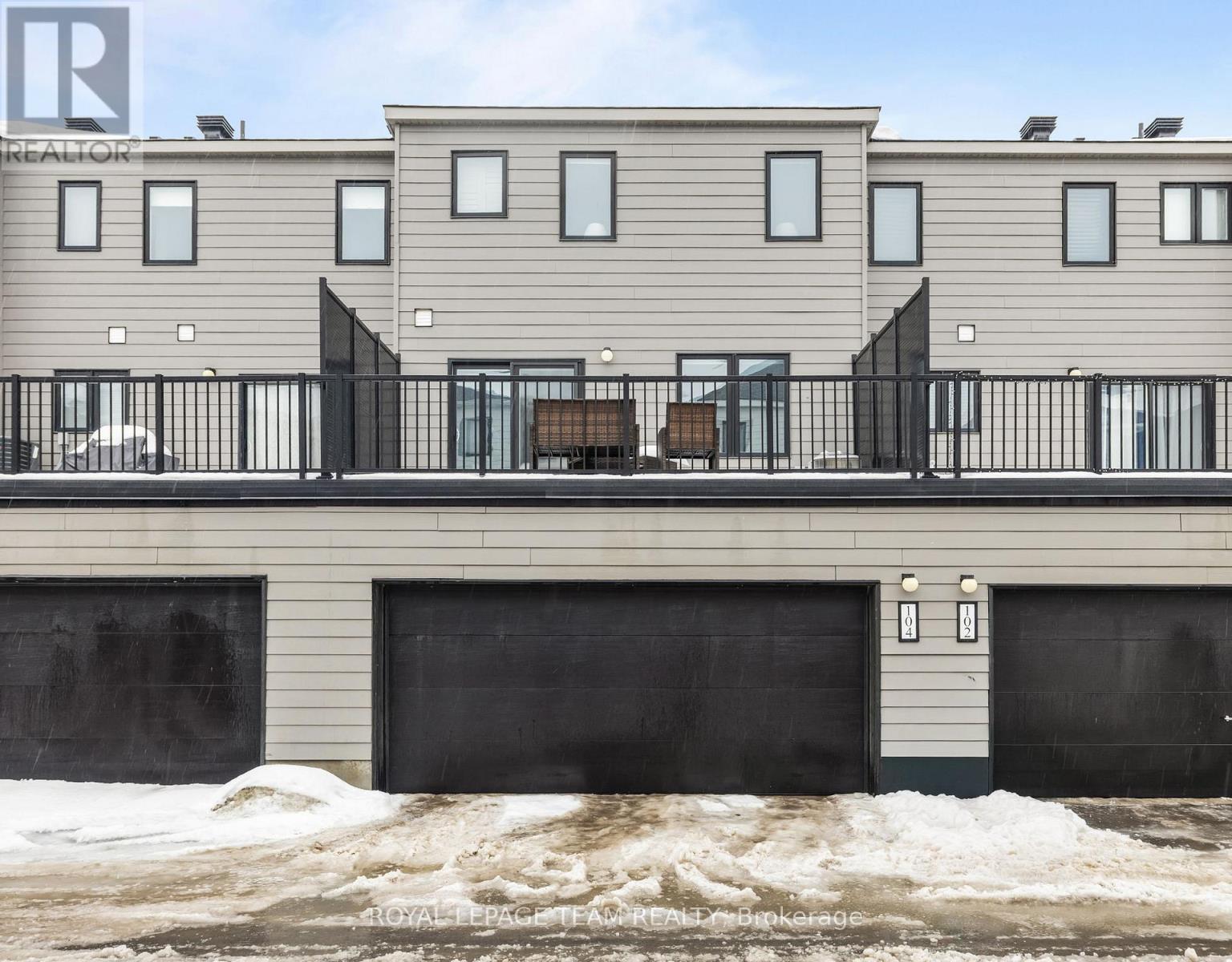 104 Kyanite Lane, Ottawa, Ontario  K2J 7B5 - Photo 4 - X12690672