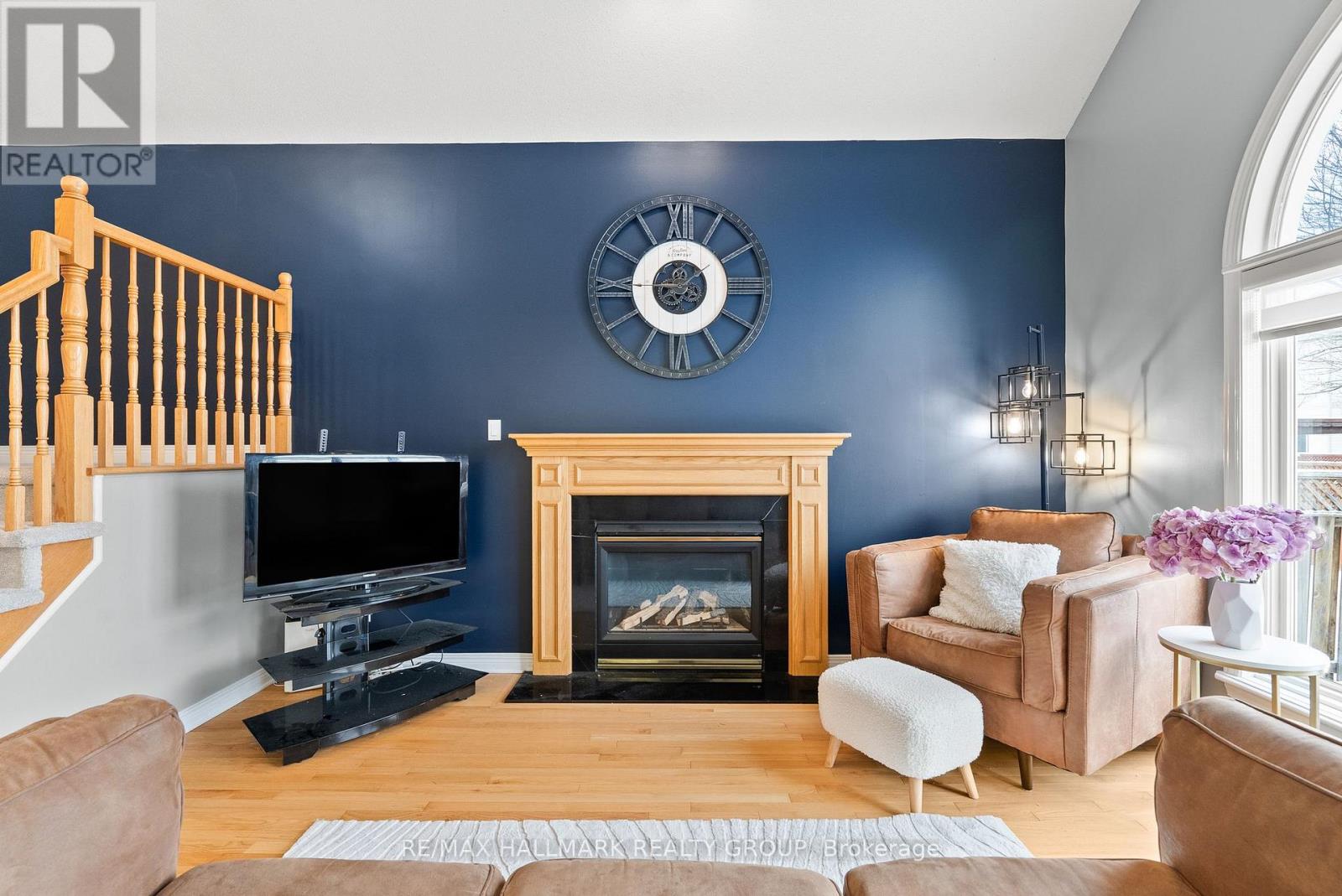 9 New Deighton Crescent, Ottawa, Ontario  K2G 6H7 - Photo 18 - X12690728