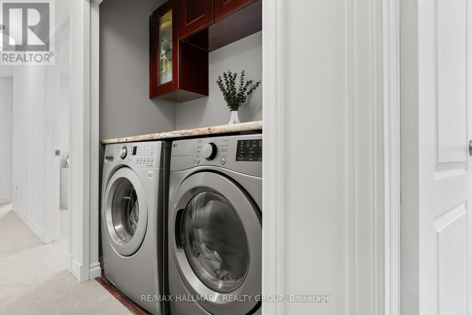 9 New Deighton Crescent, Ottawa, Ontario  K2G 6H7 - Photo 40 - X12690728