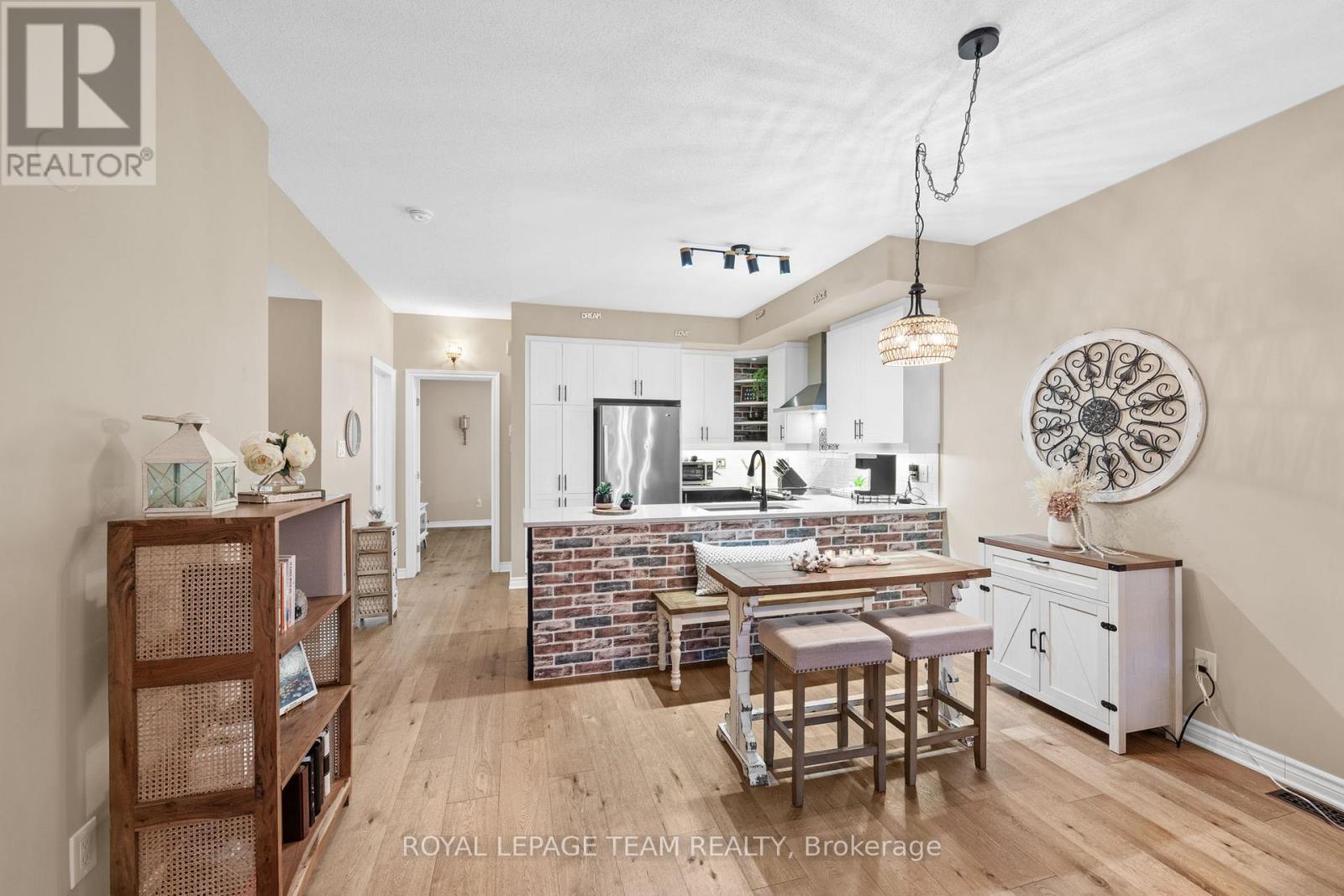 298 Pembina Private, Ottawa, Ontario K4M 0G7 - Photo 12 - X12690758