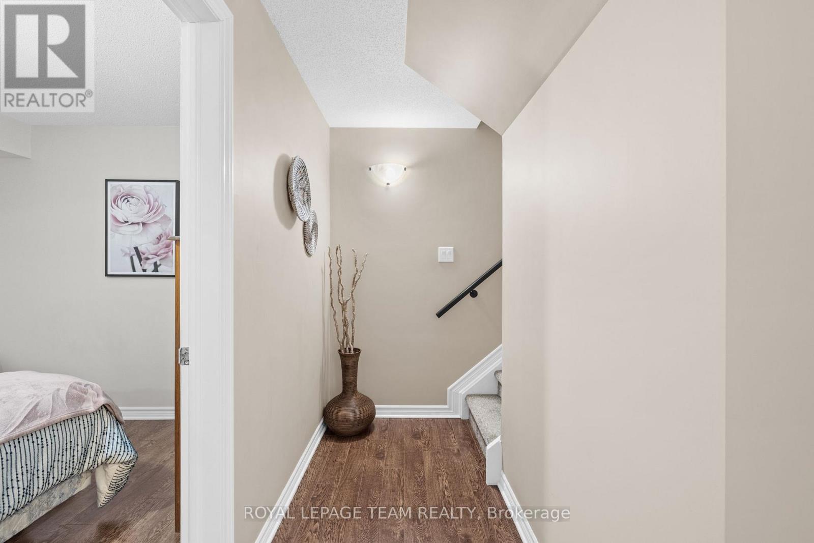 298 Pembina Private, Ottawa, Ontario K4M 0G7 - Photo 27 - X12690758