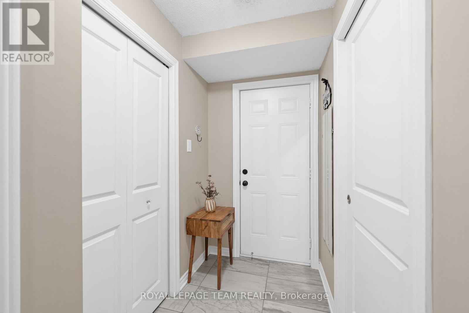 298 Pembina Private, Ottawa, Ontario K4M 0G7 - Photo 30 - X12690758