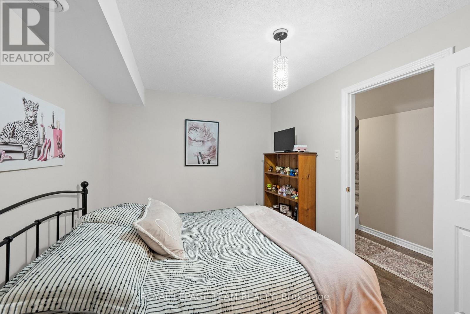 298 Pembina Private, Ottawa, Ontario K4M 0G7 - Photo 33 - X12690758