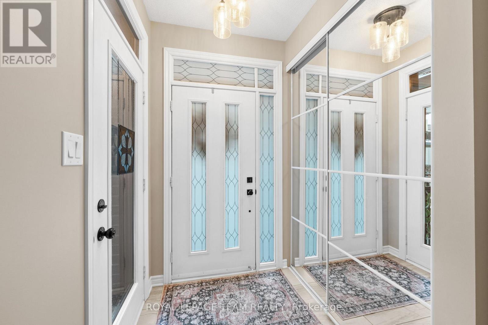 298 Pembina Private, Ottawa, Ontario K4M 0G7 - Photo 5 - X12690758