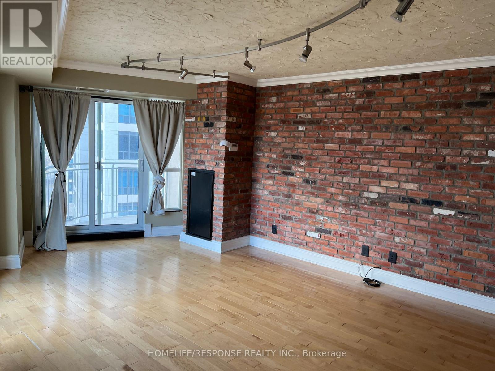 809 - 2111 Lake Shore Boulevard W, Toronto, Ontario  M8V 4B2 - Photo 8 - W12462933