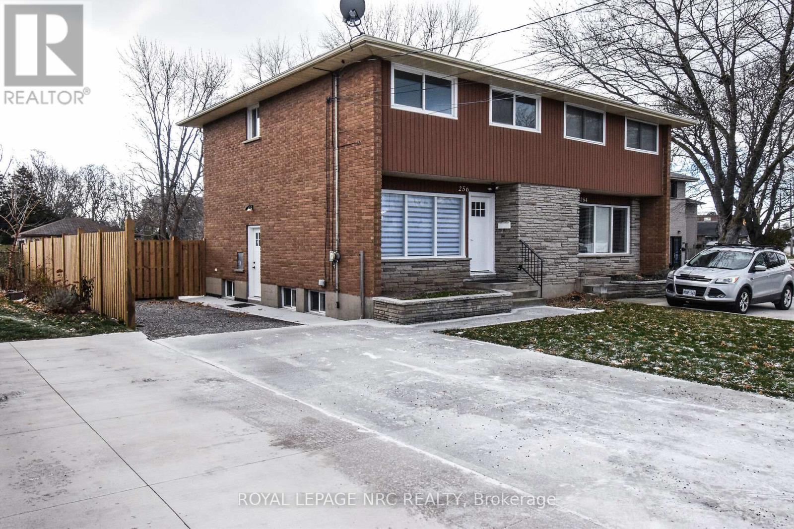 256 SCOTT STREET, St. Catharines, Ontario