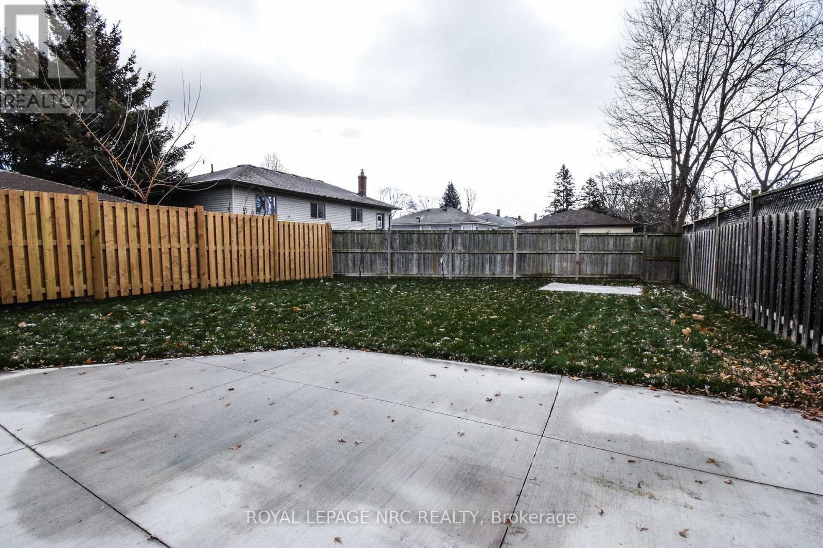 256 Scott Street, St. Catharines, Ontario  L2N 1H8 - Photo 31 - X12690486