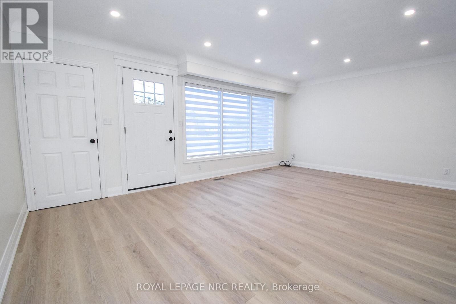 256 Scott Street, St. Catharines, Ontario  L2N 1H8 - Photo 6 - X12690486