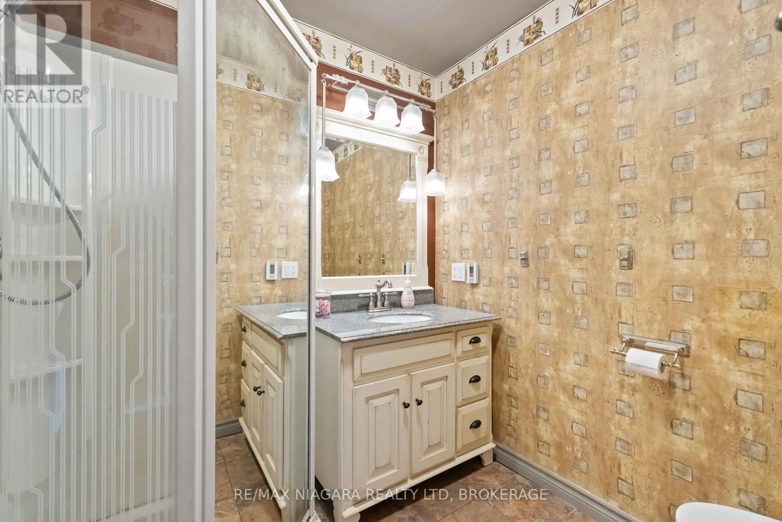 1671 Third Street Louth Street, St. Catharines, Ontario  L2R 6P9 - Photo 12 - X12690706