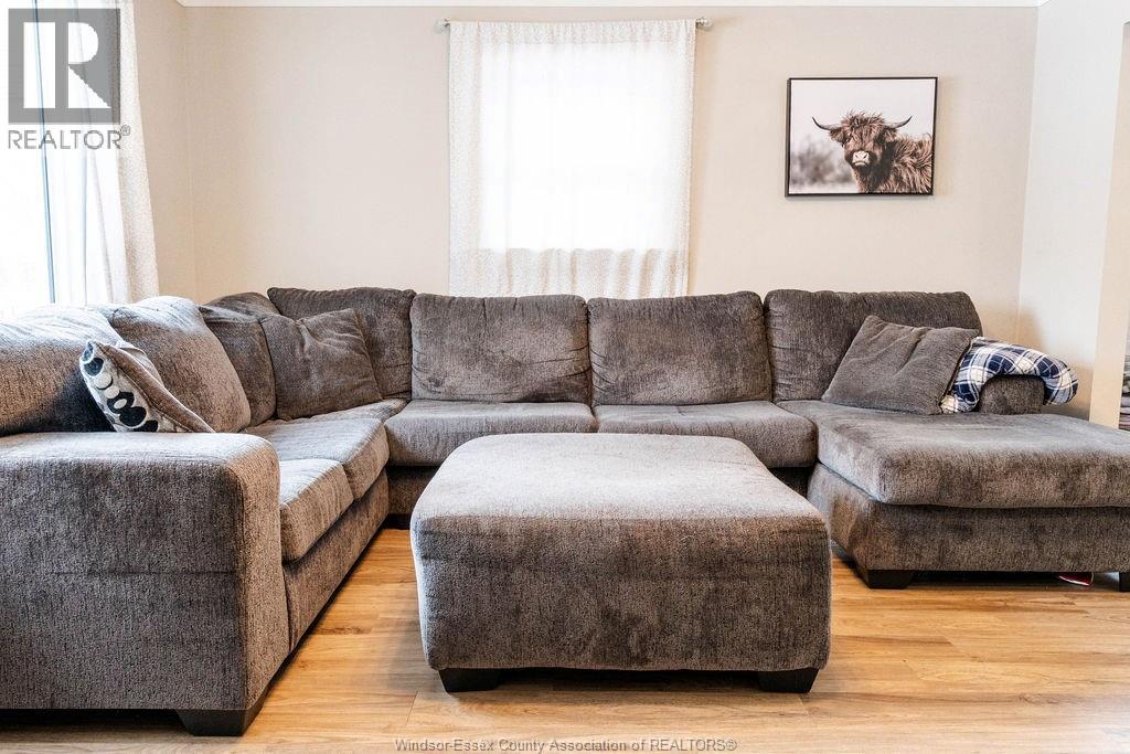2334 Highland, Windsor, Ontario  N8X 3S5 - Photo 3 - 26000940