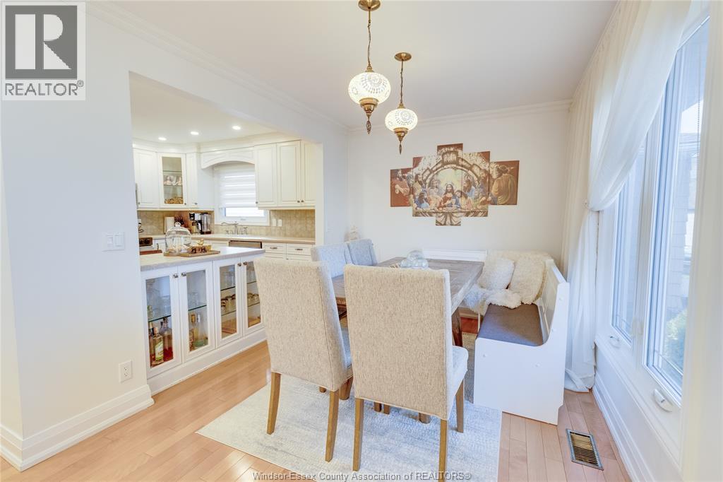 9577 Midfield Crescent, Windsor, Ontario  N8R 1W9 - Photo 14 - 26000931