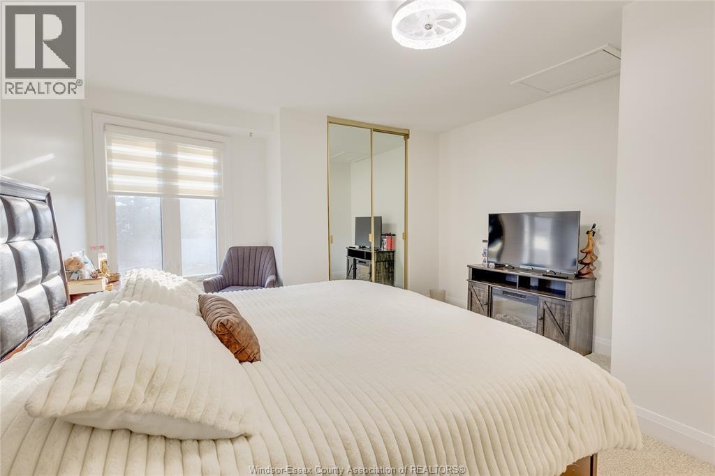 9577 Midfield Crescent, Windsor, Ontario  N8R 1W9 - Photo 31 - 26000931