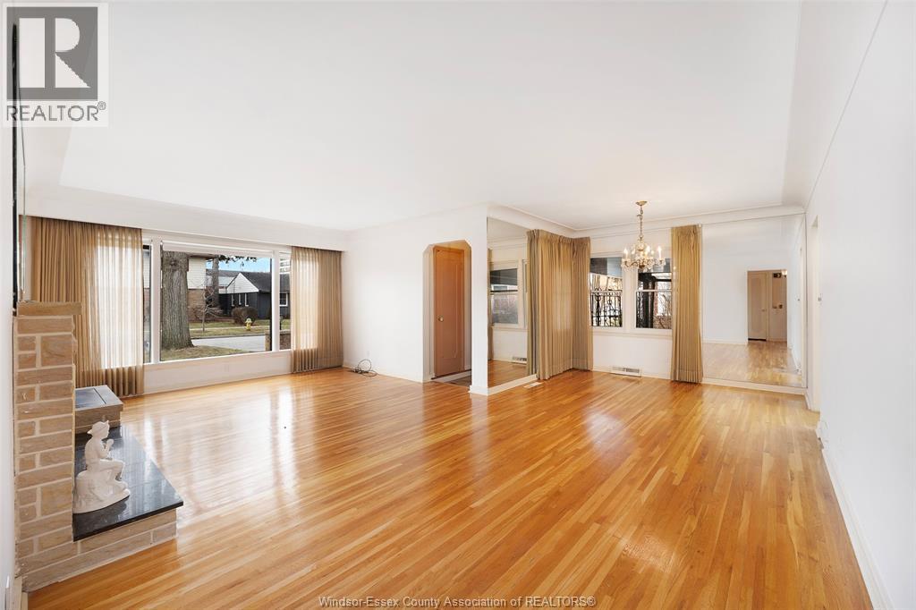 244 Buckingham Drive, Windsor, Ontario N8S 2C6 - Photo 13 - 26000850