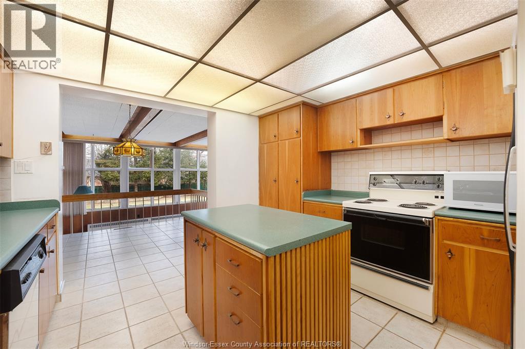 244 Buckingham Drive, Windsor, Ontario N8S 2C6 - Photo 15 - 26000850