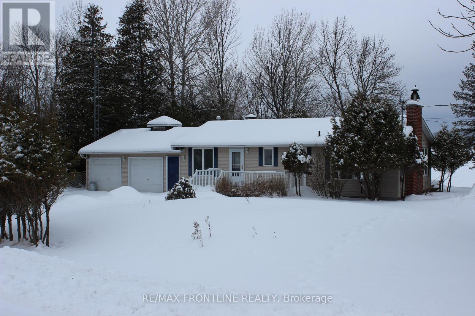 192 Hall Shore Road, Lanark Highlands, Ontario  K0G 1M0 - Photo 2 - X12690666