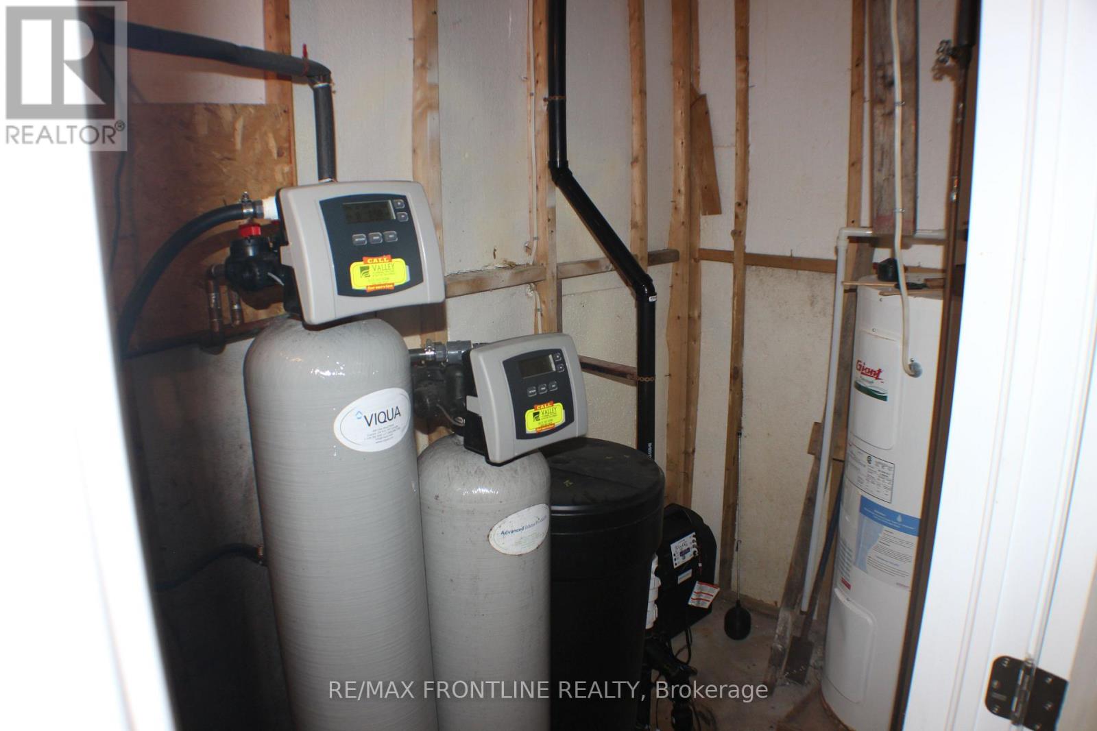 192 Hall Shore Road, Lanark Highlands, Ontario  K0G 1M0 - Photo 24 - X12690666