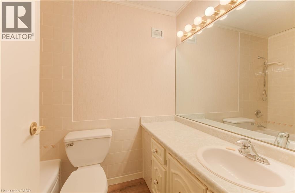 121 University Avenue E Unit# 52, Waterloo, Ontario  N2J 4J1 - Photo 26 - 40791404