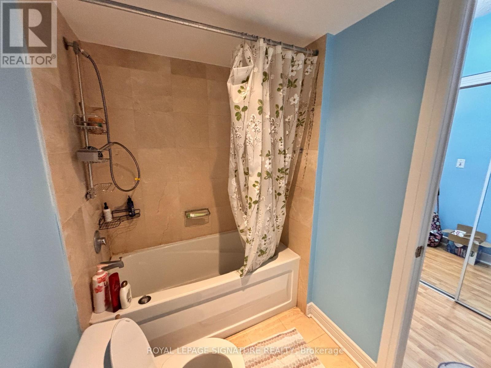 Lph12 - 19 Avondale Avenue, Toronto, Ontario  M2N 0A6 - Photo 5 - C12690506