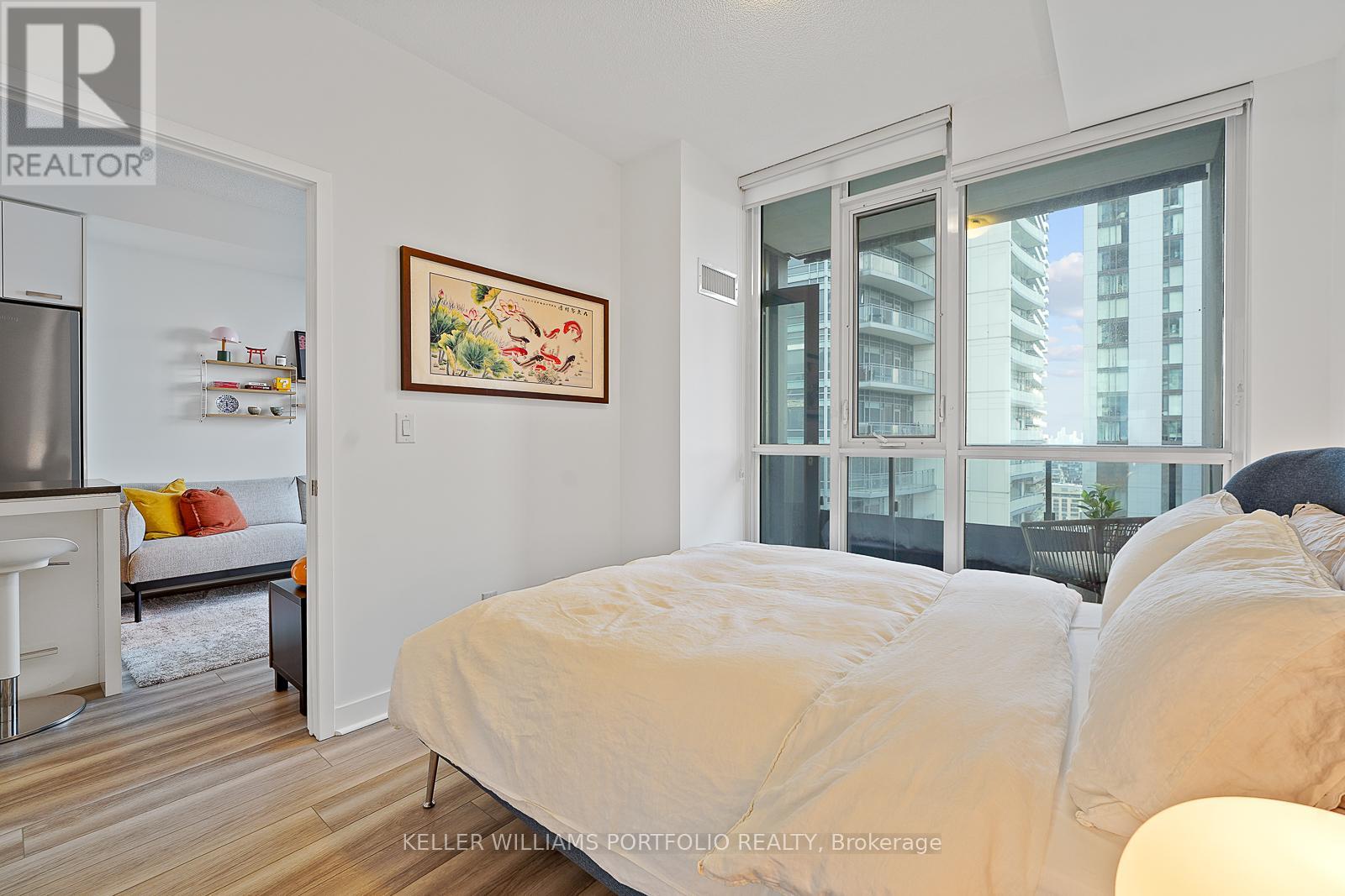 2711 - 295 Adelaide Street W, Toronto, Ontario  M5V 0L4 - Photo 19 - C12690512