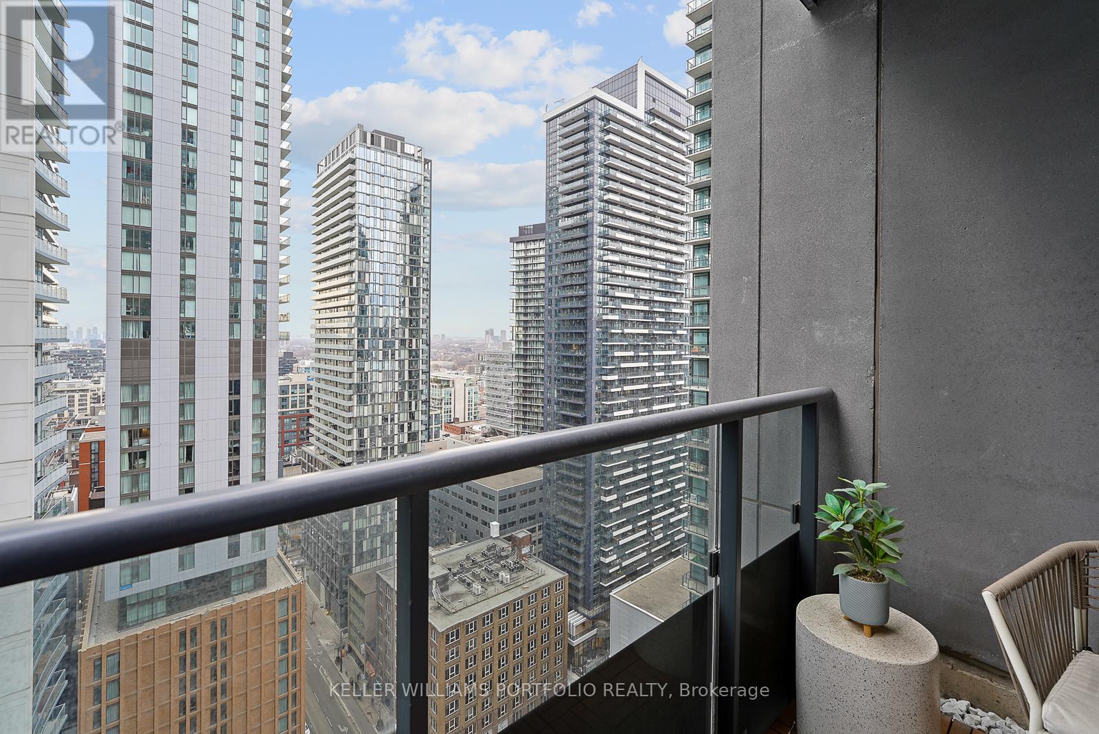 2711 - 295 Adelaide Street W, Toronto, Ontario  M5V 0L4 - Photo 24 - C12690512