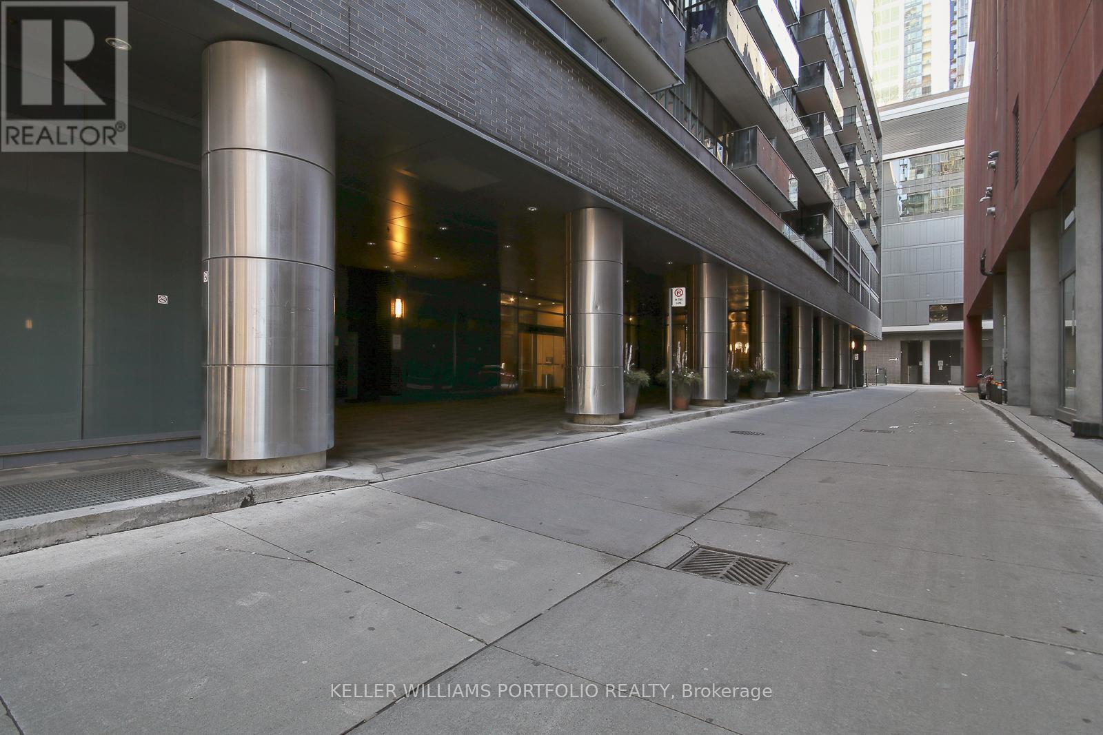 2711 - 295 Adelaide Street W, Toronto, Ontario  M5V 0L4 - Photo 30 - C12690512