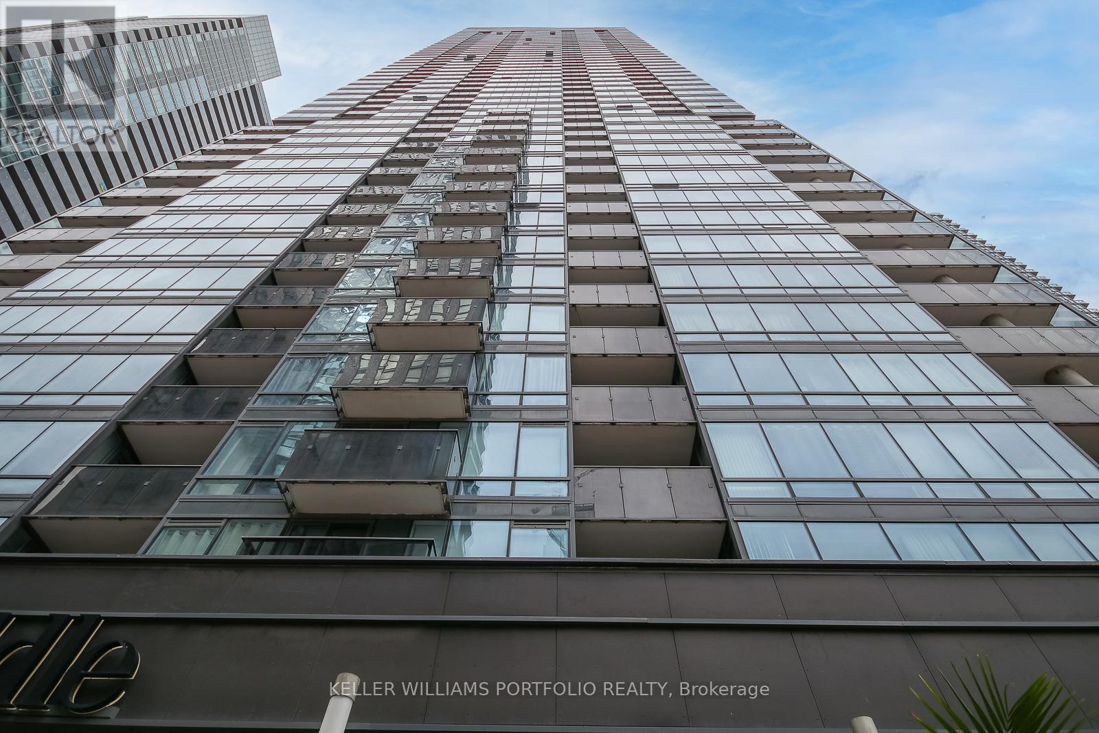 2711 - 295 Adelaide Street W, Toronto, Ontario  M5V 0L4 - Photo 31 - C12690512