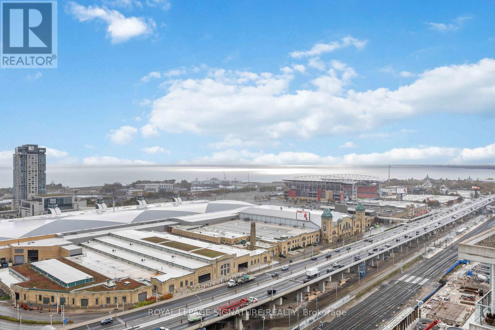 2215 - 51 East Liberty Street, Toronto, Ontario  M6K 3P8 - Photo 19 - C12690518