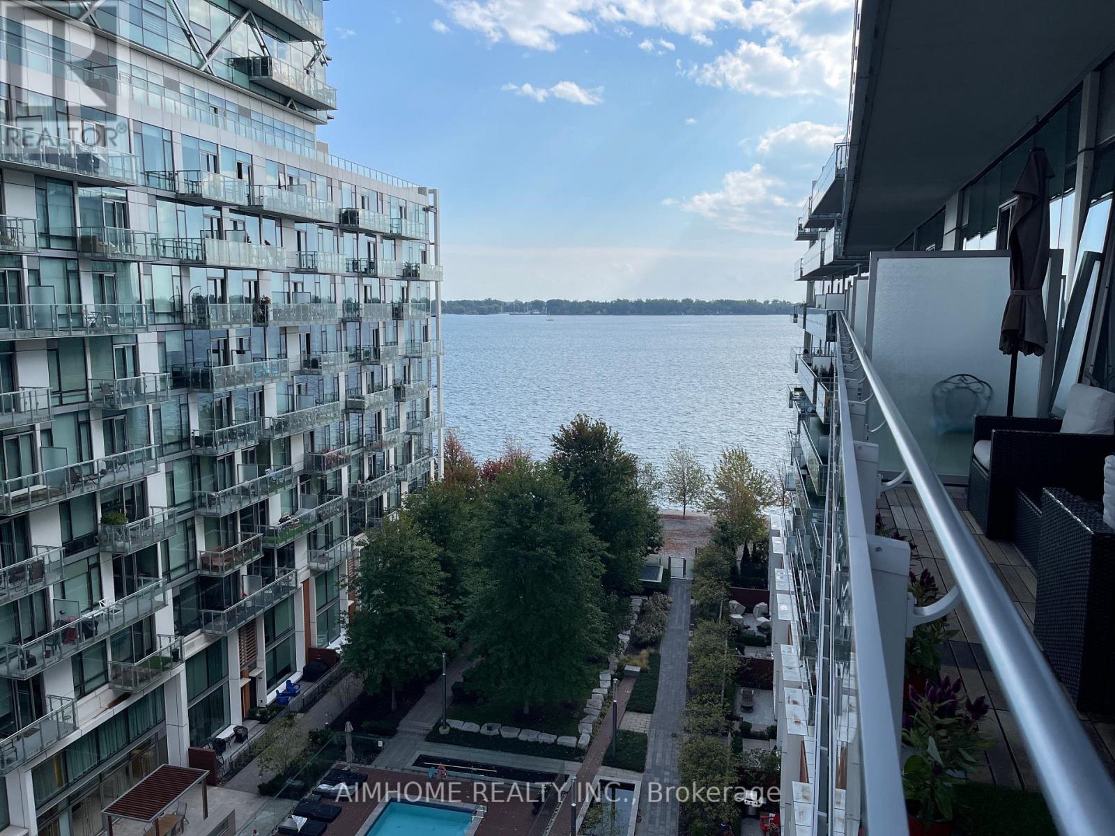 802 - 39 Queens Quay E, Toronto, Ontario  M5E 0A5 - Photo 1 - C12690534