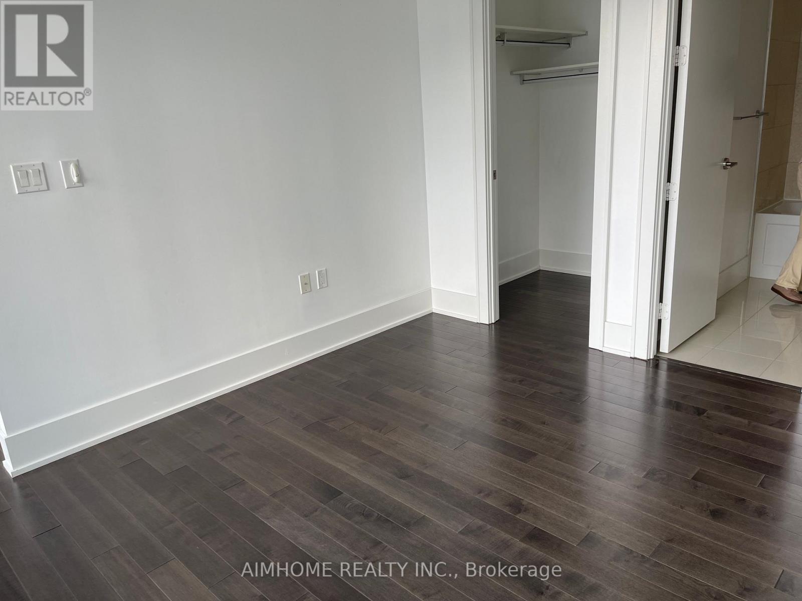 802 - 39 Queens Quay E, Toronto, Ontario  M5E 0A5 - Photo 14 - C12690534