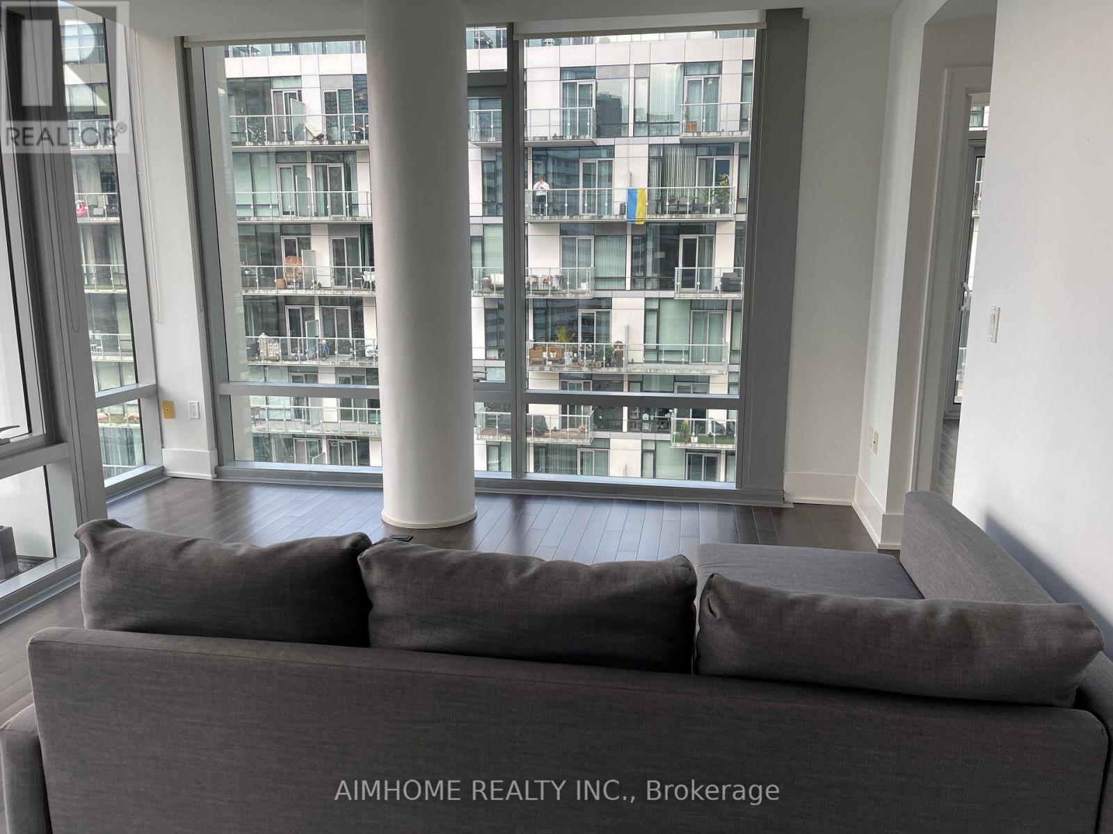 802 - 39 Queens Quay E, Toronto, Ontario  M5E 0A5 - Photo 8 - C12690534