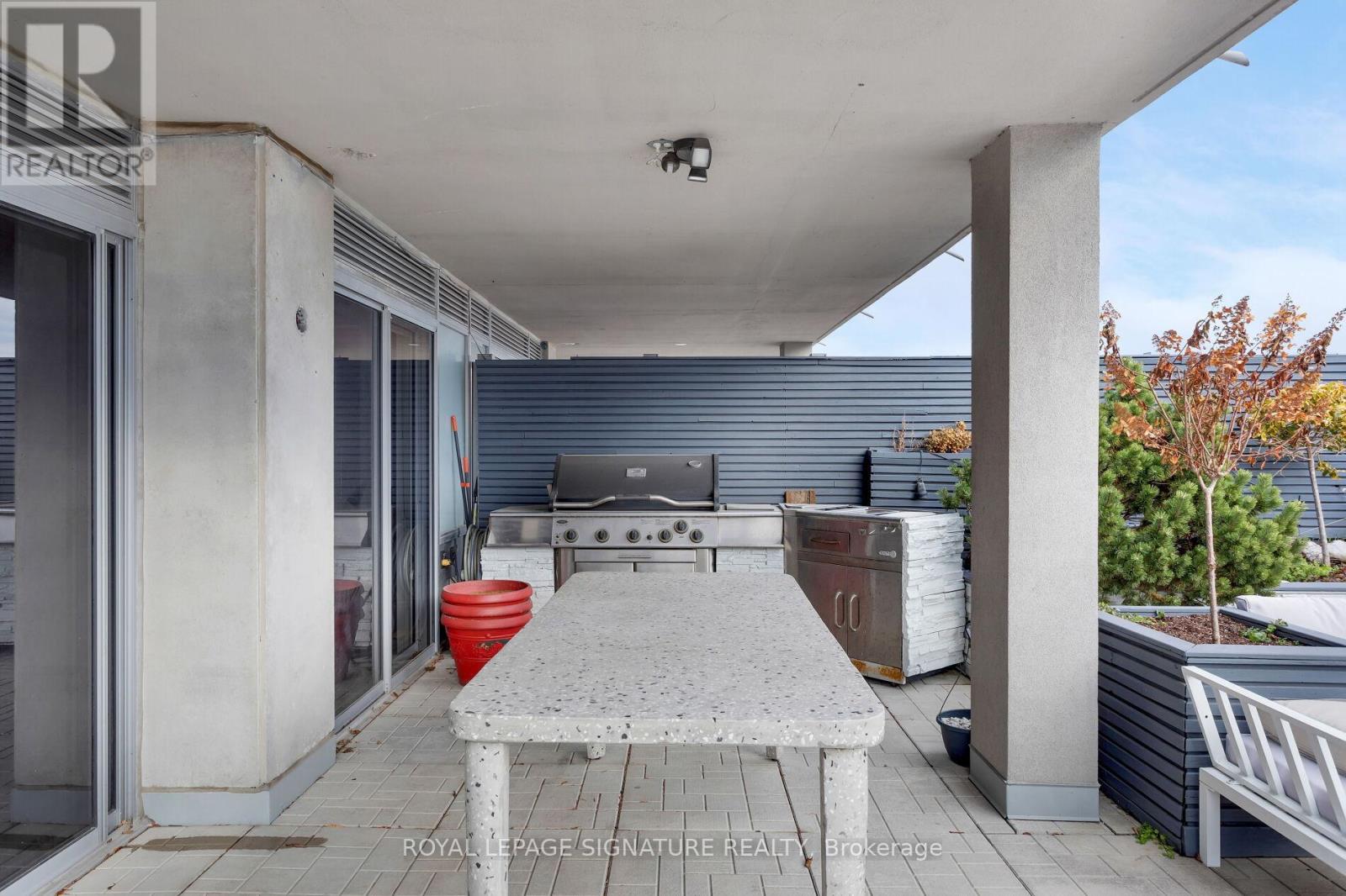 Lph18 - 1 Shaw Street, Toronto, Ontario  M6K 0A1 - Photo 25 - C12690574