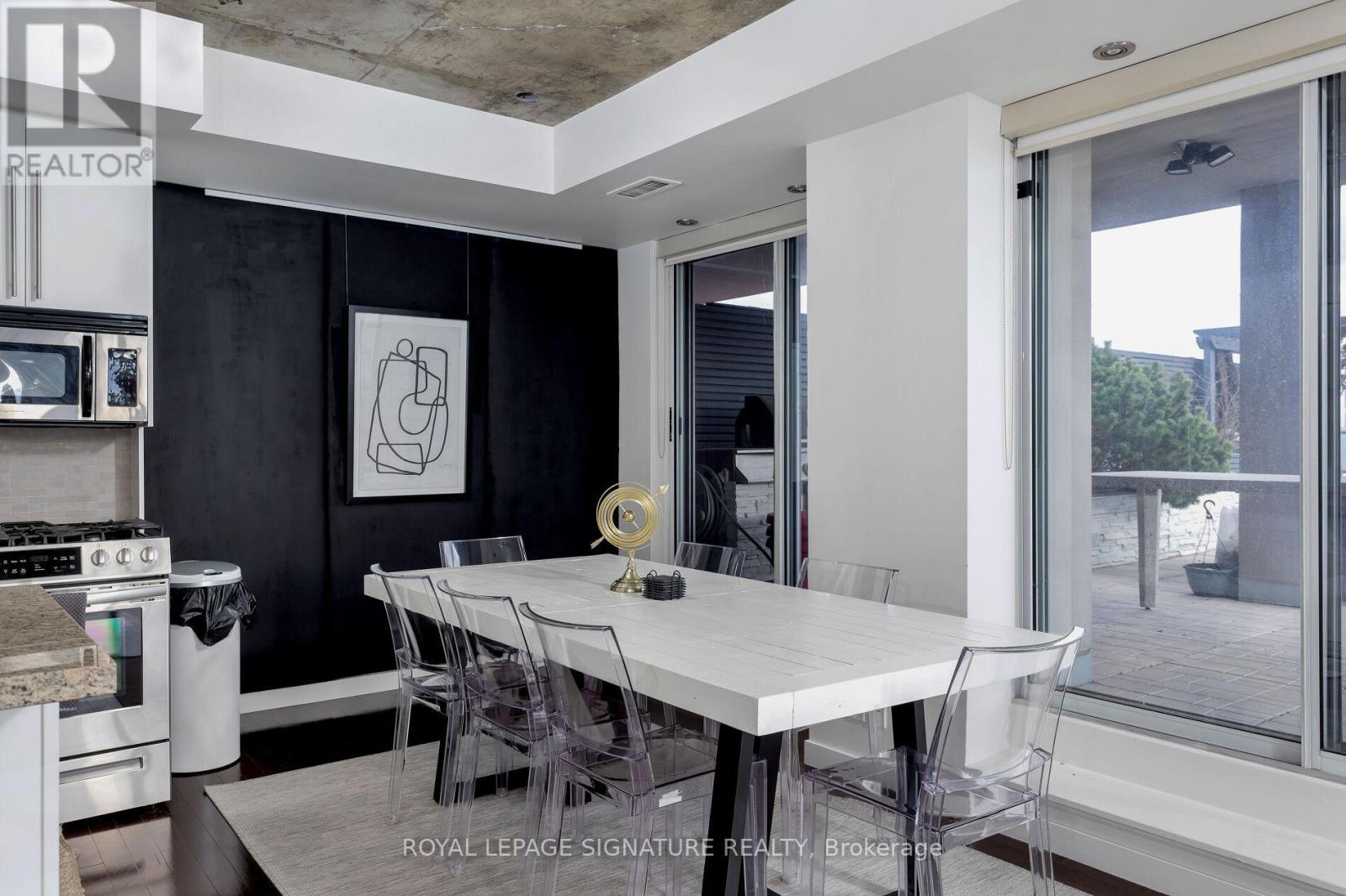 Lph18 - 1 Shaw Street, Toronto, Ontario  M6K 0A1 - Photo 8 - C12690574