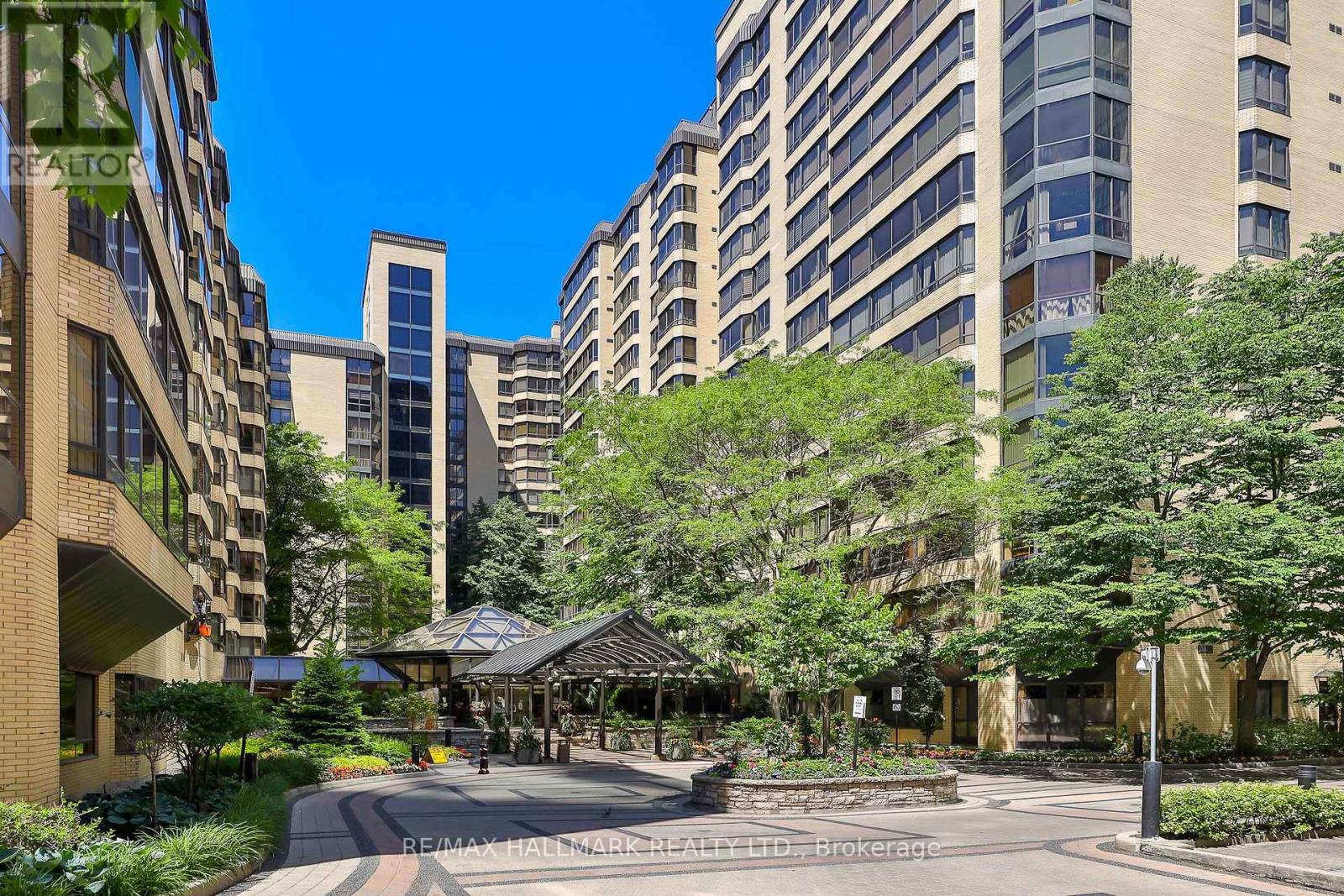 206 - 211 St Patrick Street, Toronto, Ontario  M5T 2Y9 - Photo 1 - C12690586