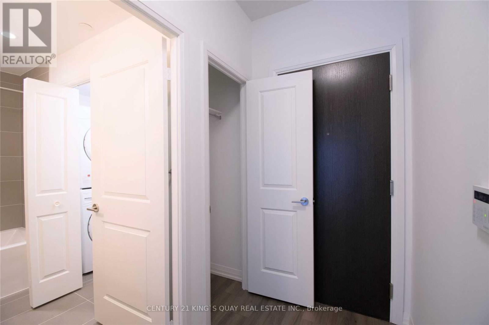 1704 - 50 Ann O'reilly Road, Toronto, Ontario  M2J 0C9 - Photo 8 - C12690686