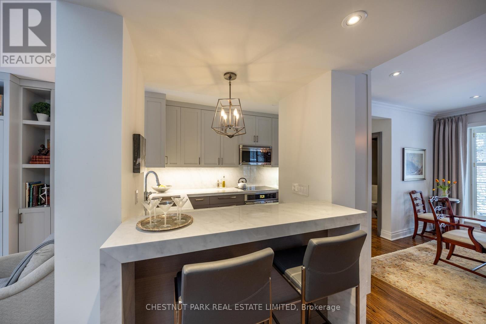 68 Cluny Drive, Toronto, Ontario  M4W 2R3 - Photo 7 - C12690690