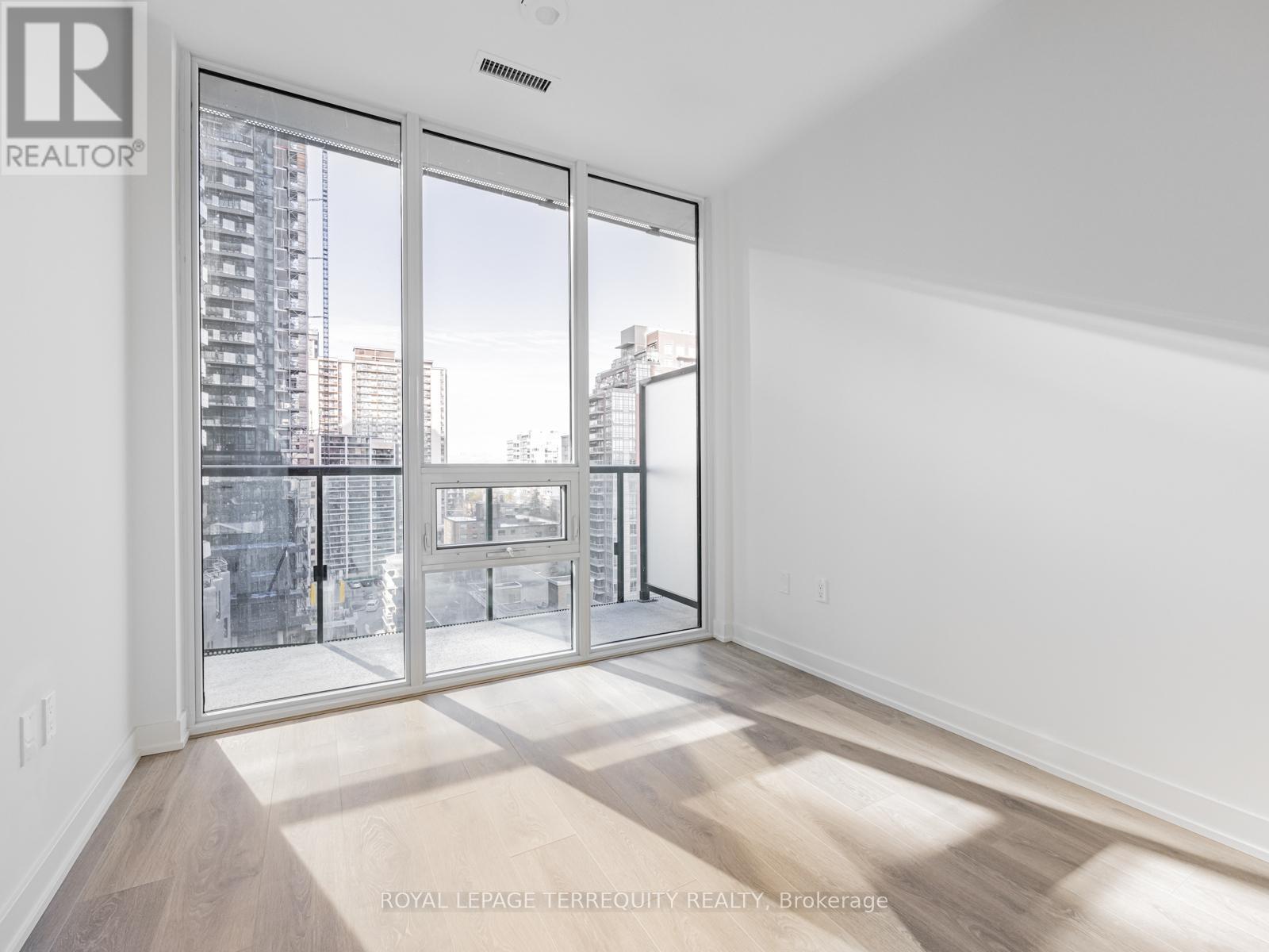 905 - 117 Broadway Avenue, Toronto, Ontario  M4P 1V4 - Photo 15 - C12690722