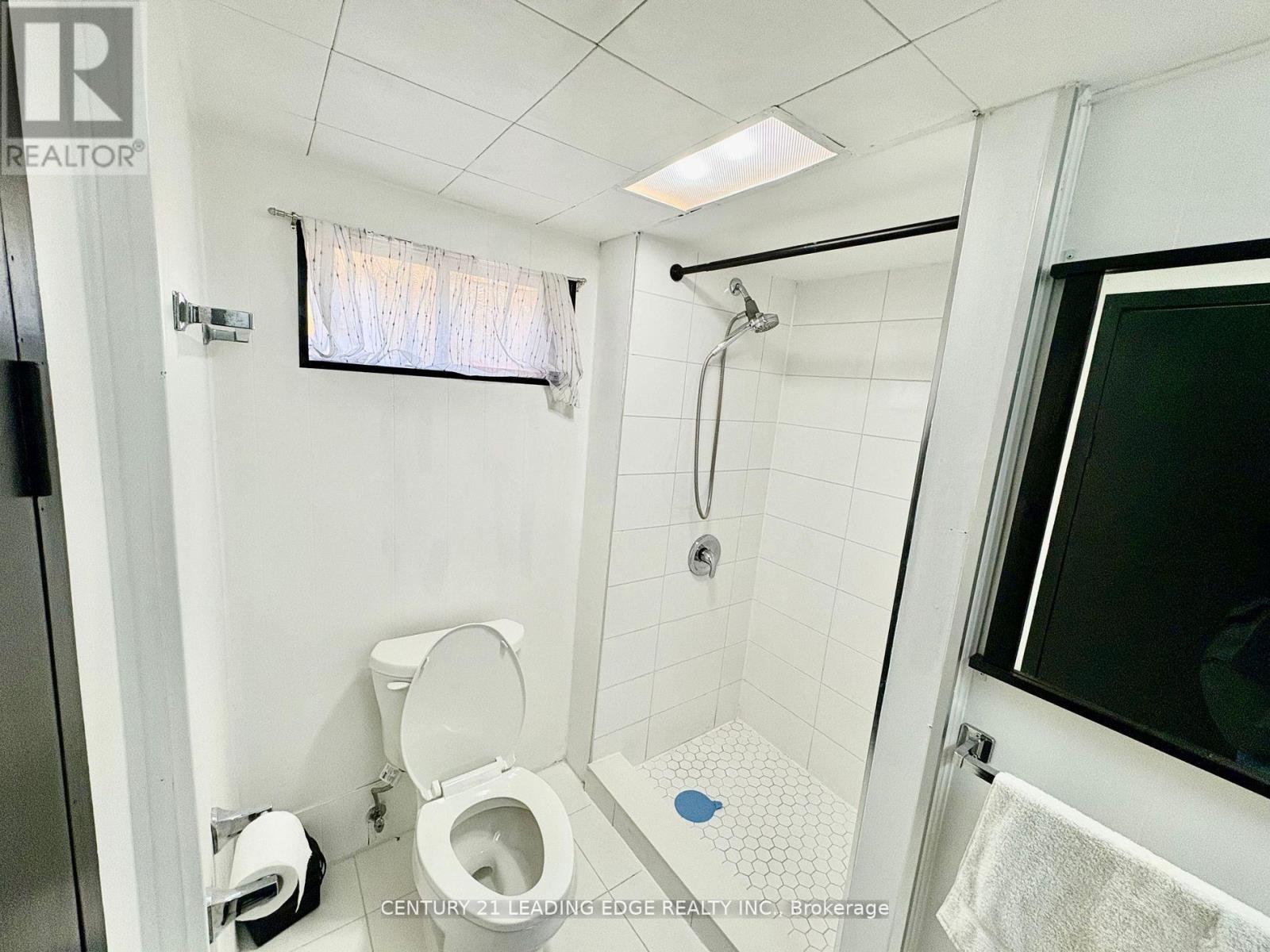 Lower - 48 Snowball Crescent, Toronto, Ontario  M1B 1R9 - Photo 6 - E12668628