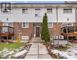 29 - 2 WHITE ABBEY PARK, Toronto, Ontario