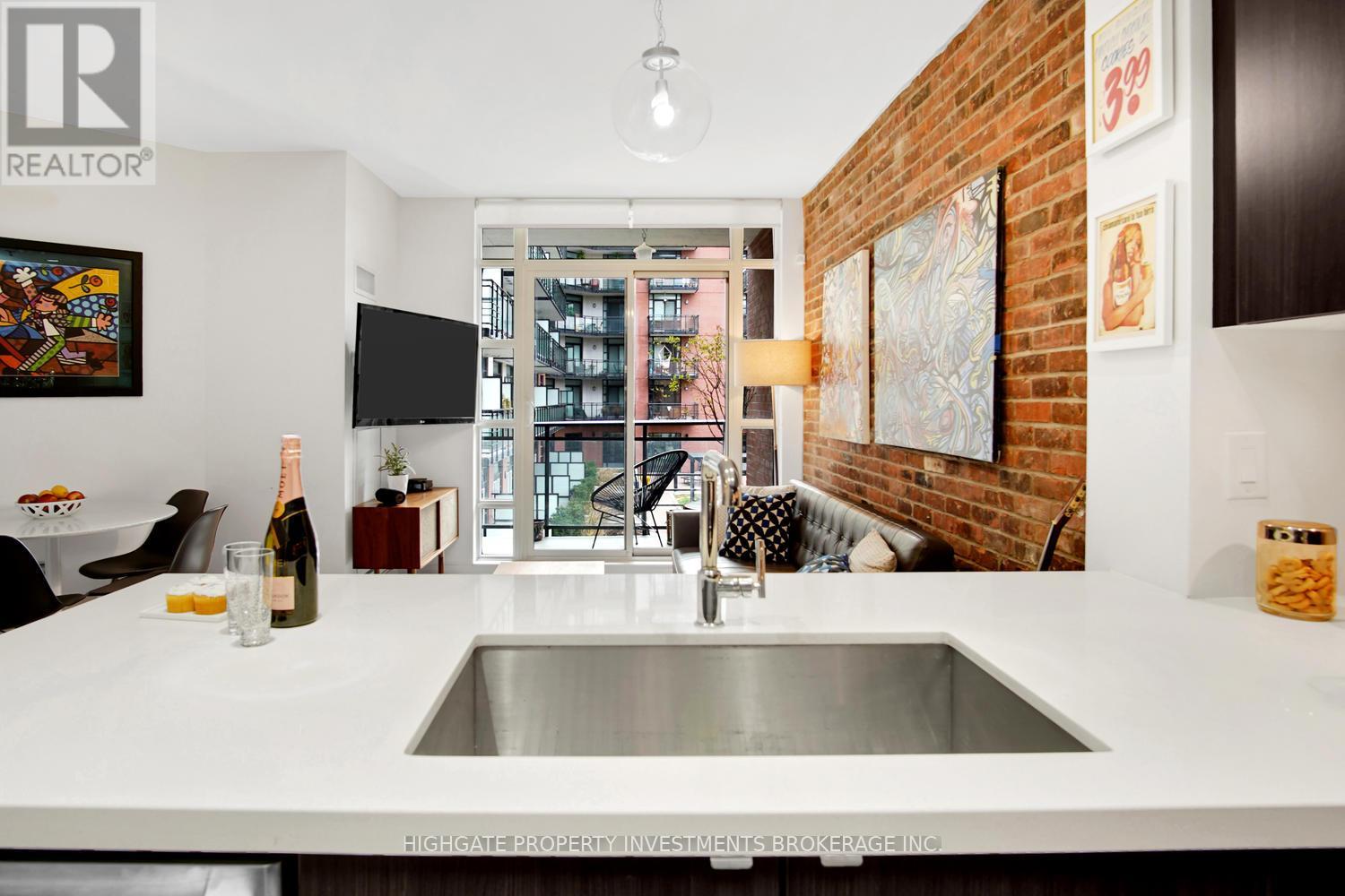 208 - 88 Colgate Avenue, Toronto, Ontario  M4M 0A6 - Photo 13 - E12690558